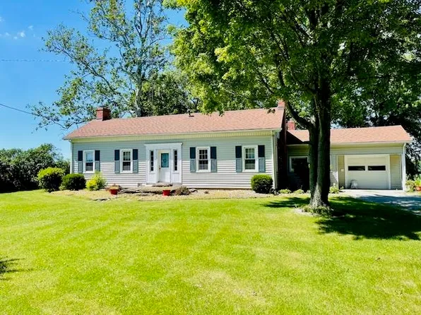 10236 12b Rd, Argos, IN 46501