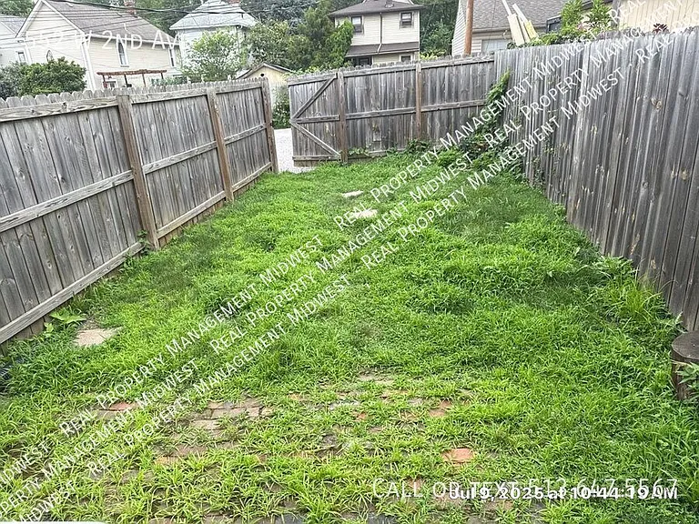552 W 2nd Ave — Photo 13