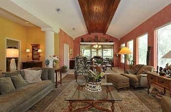 5th image of 109 Blue Lake Ct