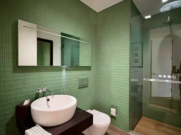 400 East 67th Street image 5 of 20