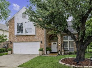 9434 Abbey Rd, Irving, TX 75063