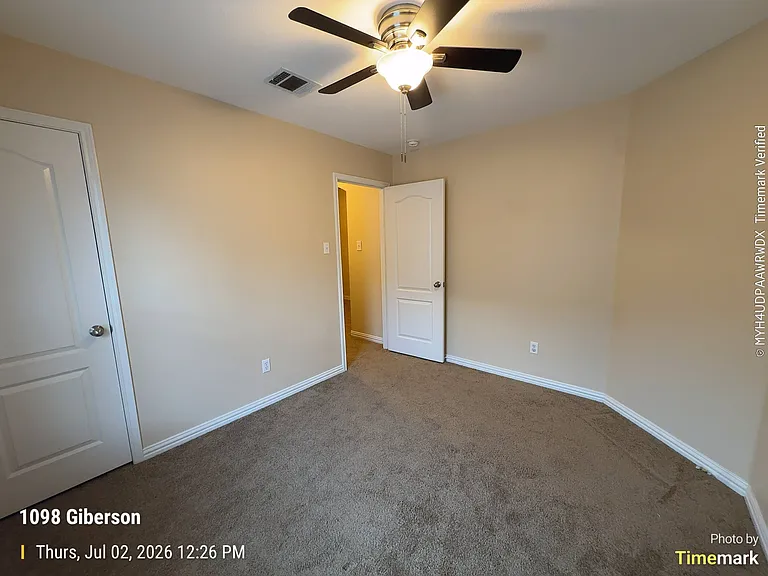 1098 Giberson Way — Photo 15
