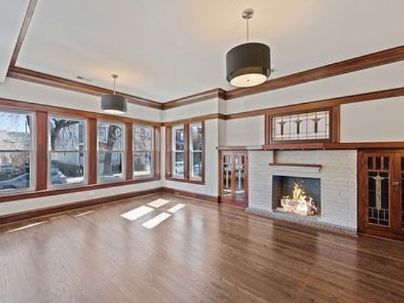 5th image of 2434 N Avers Ave #2
