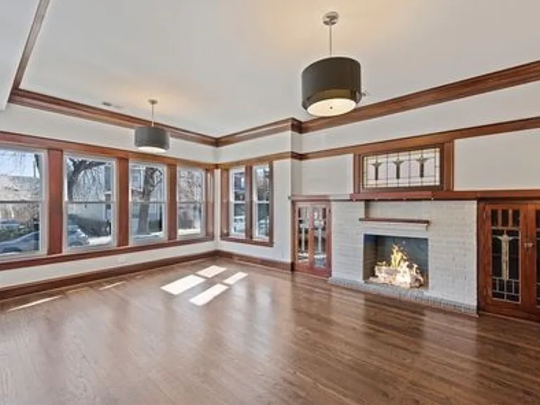 2434 N Avers Ave #2 — Photo 5
