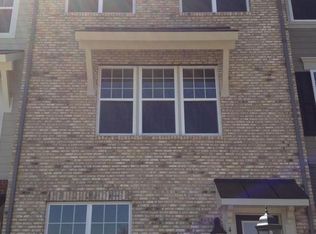 44043 Eastgate View Dr, Chantilly, VA 20152