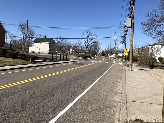 4th image of 297 Albany Ave