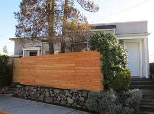 7200 Linden Ave N, Seattle, WA 98103