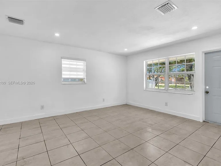 11790 SW 34th St — Photo 25