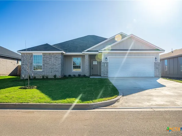 727 Liberty Park Dr, Belton, TX 76513