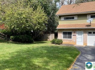 1725 Markham Dr, Bethlehem, PA 18017