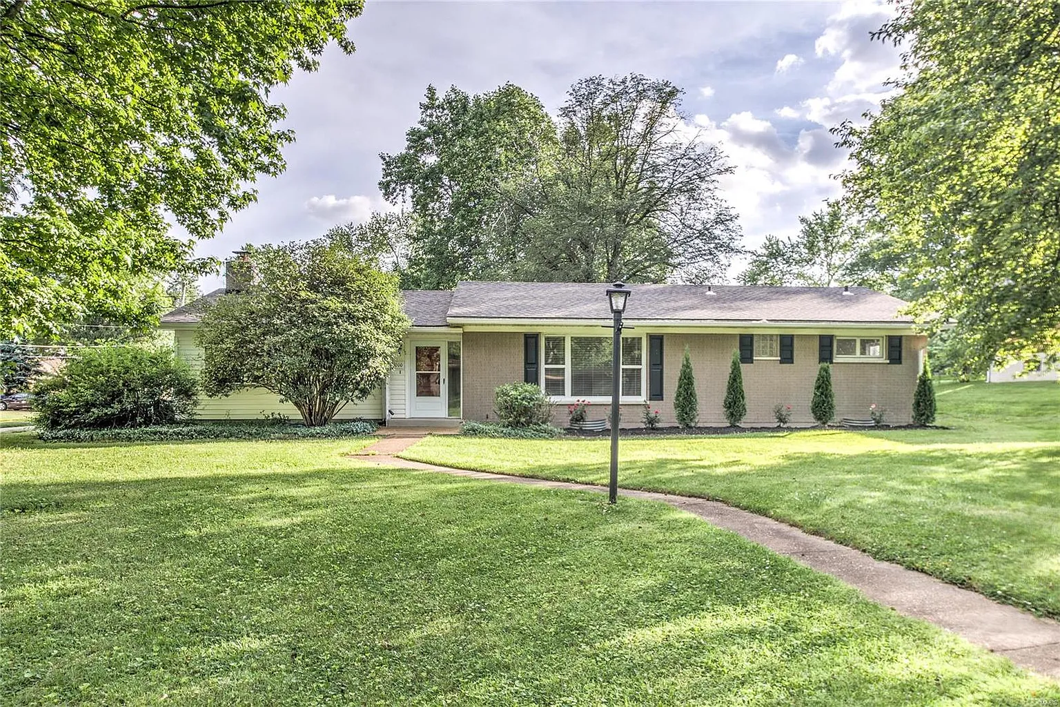 1000 Druso Ln photo 1