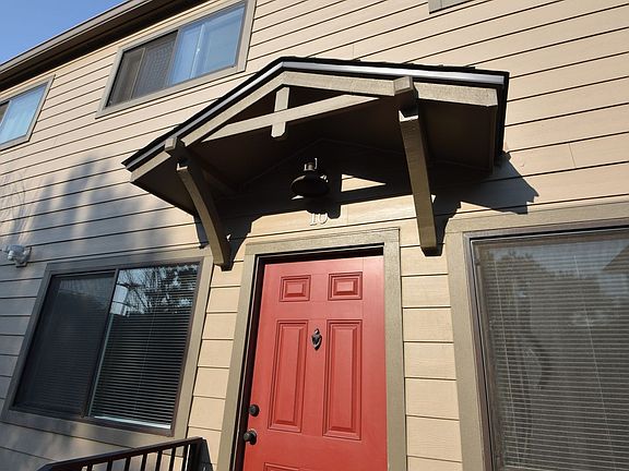 2nd image of 2030 Spruce St #2