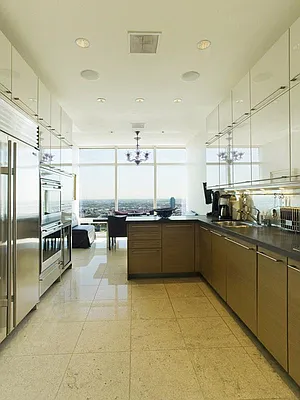 Sold by Sotheby's International Realty | media 59