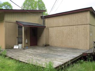 325 Chapman Rd, Shady Spring, WV 25918