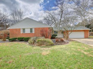 1713 Lynwood Dr, Champaign, IL 61821