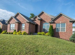 12412 Greenbriar Blvd, Sellersburg, IN 47172