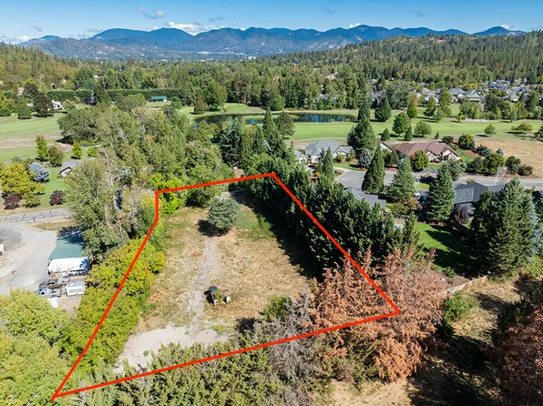 3453 New Hope Rd, Grants Pass, OR 97527