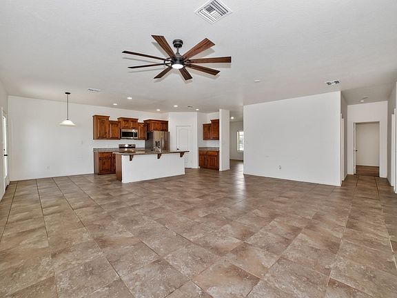 4th image of 4209 W 27th Ln
