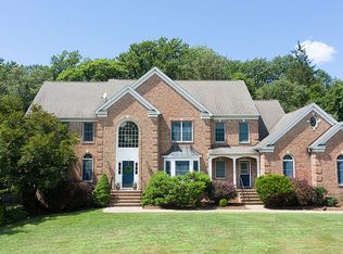 10 Lake Cherokee Dr, Randolph, NJ