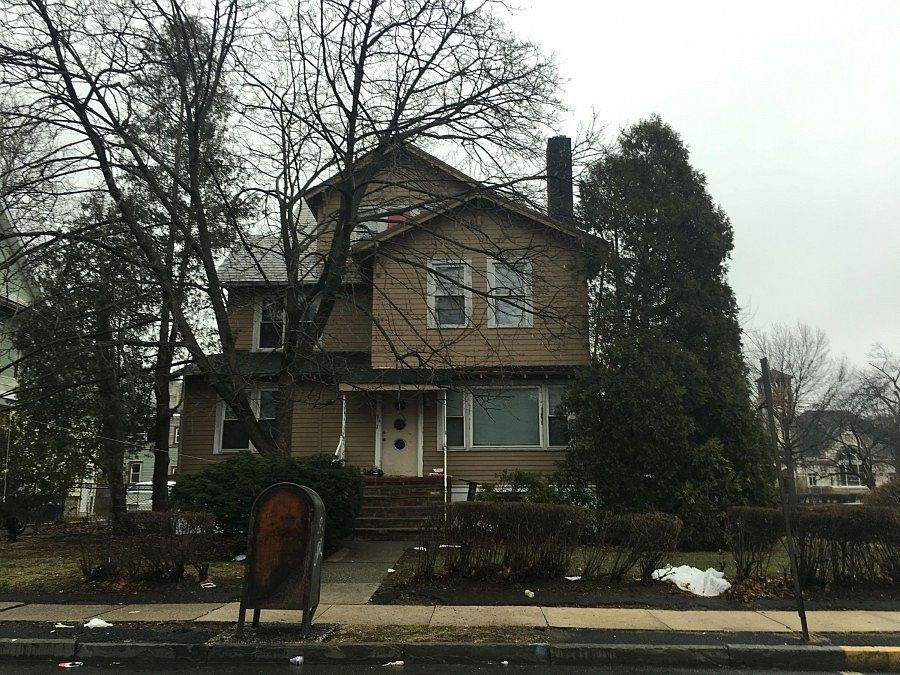 1st image of 304 So Burnet St