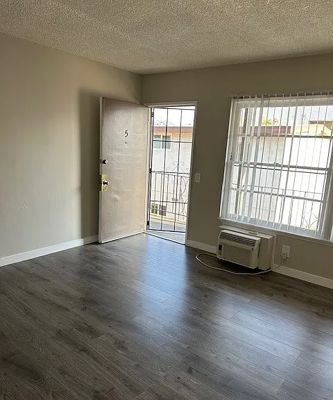 5223 Auckland Ave #5 — Photo 5