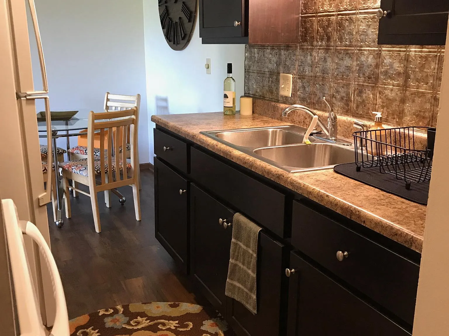 2 bed, 900 sqft, $1,095 — Photo 1