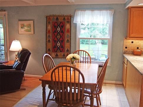 Casual dining area