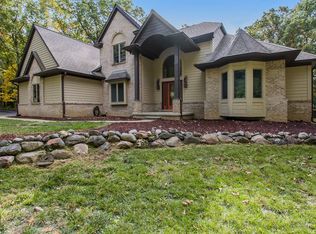 5298 Van Amberg Rd, Brighton, MI 48114