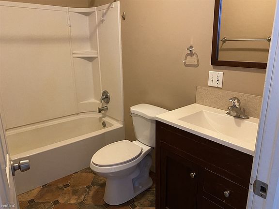 Bathroom (13)