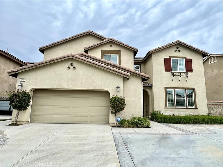6832 Cache Way — Photo 1