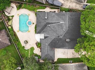 5611 Portal Dr, Houston, TX 77096