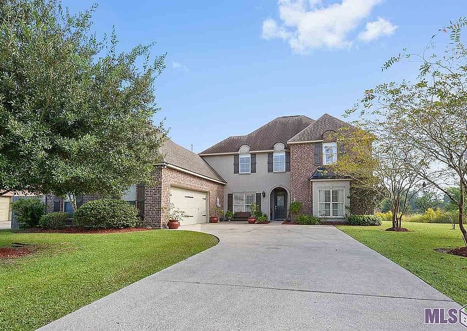1st image of 12202 Villa Park Dr