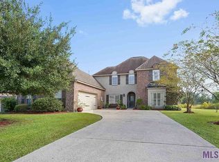 12202 Villa Park Dr, Geismar, LA 70734