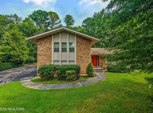 9321 Gulf Park Dr, Knoxville, TN 37923