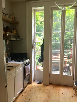 Rented by Avenue Sotheby's International Realty | media 17