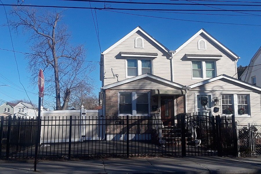 1st image of 11801 203rd St