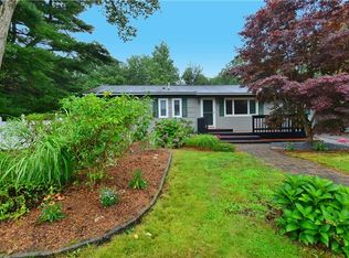 130 Hickory Dr, North Kingstown, RI 02852