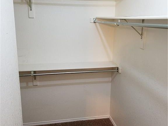 2nd image of 2101 Greenview Dr