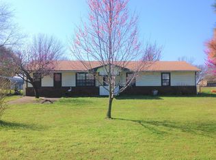 801 W Pekin Ave, Morris, OK 74445