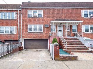9014 Spritz Rd, Ozone Park, NY 11417