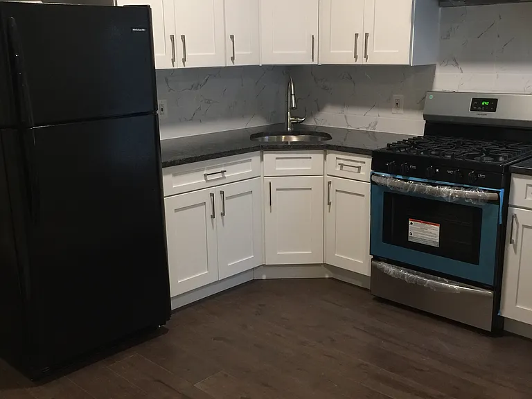 3812 Spring Garden St #AB — Photo 6
