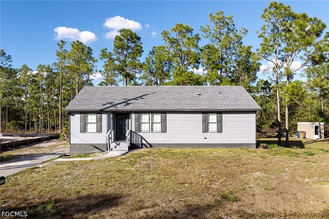 3 bed, 2.0 bath, 1380 sqft, $1,600 — Photo 1