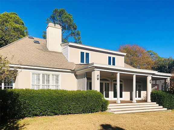 2nd image of 2240 Country Club Dr