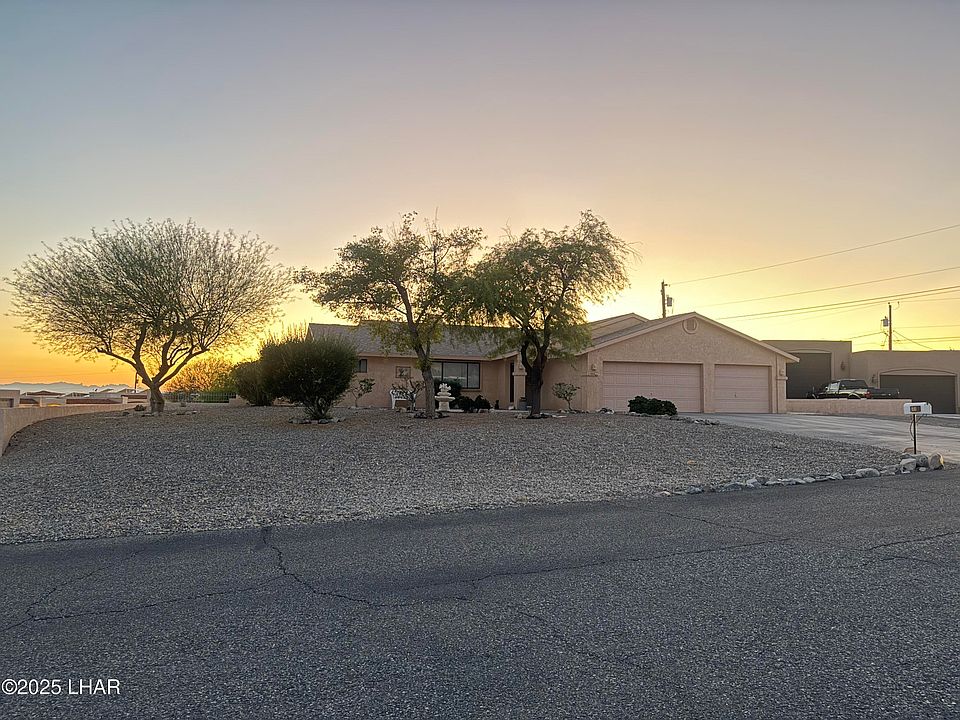 2nd image of 1399 Arroyo Ln