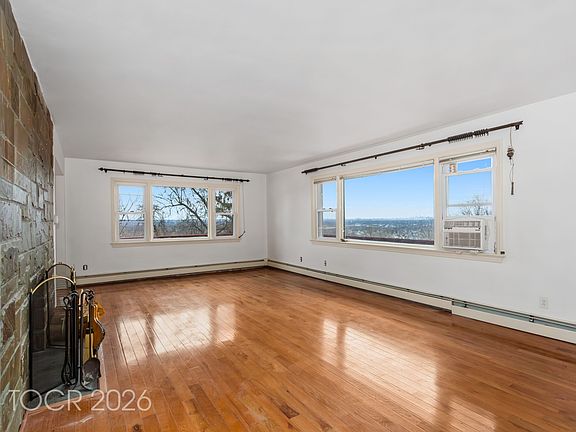 3rd image of 145 Highview Ter