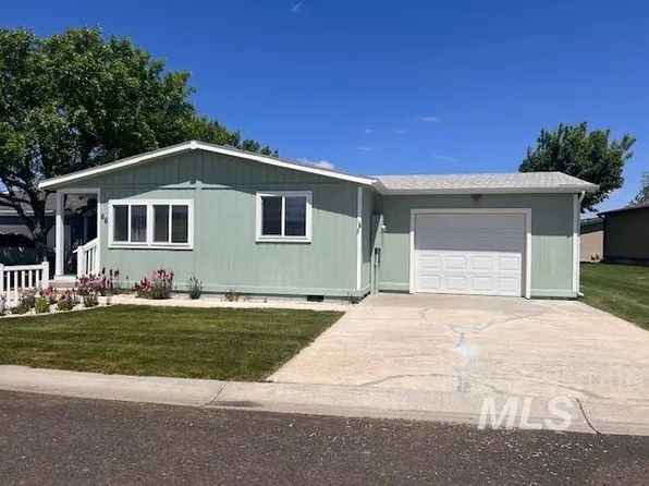 910 Moonglo Rd Space 66, Buhl, ID 83316