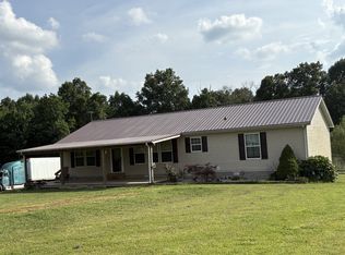 239 Calvert Ridge Rd, Westmoreland, TN 37186