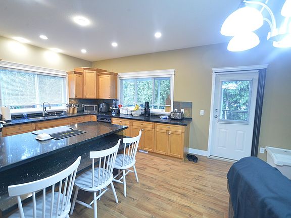 5th image of 23161 123rd Ave