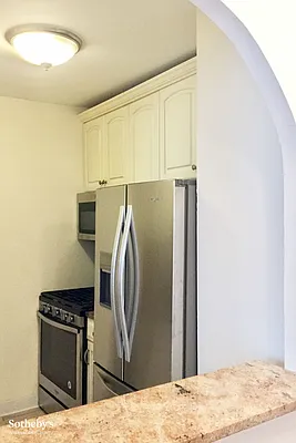 Rented by Sotheby's International Realty | media 30