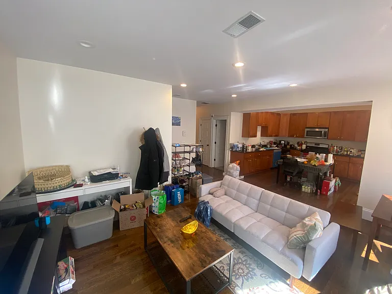 29 Commonwealth Ter #3 — Photo 7